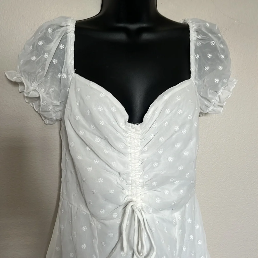 Princess Polly Mikail White Swiss Dot Puff Sleeve Sweetheart Neckline Mini Dress - Picture 5 of 12